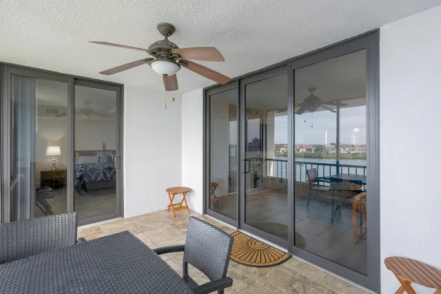  Unit 608b photo 23