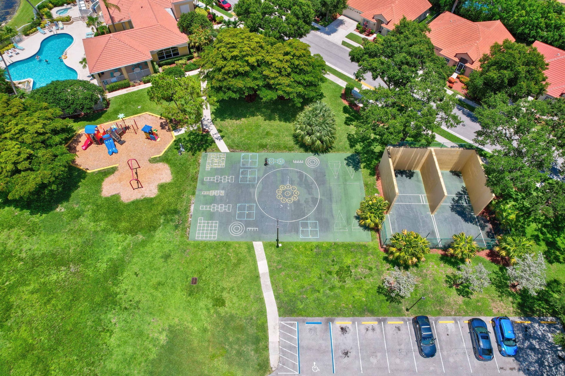 Residence photo 3