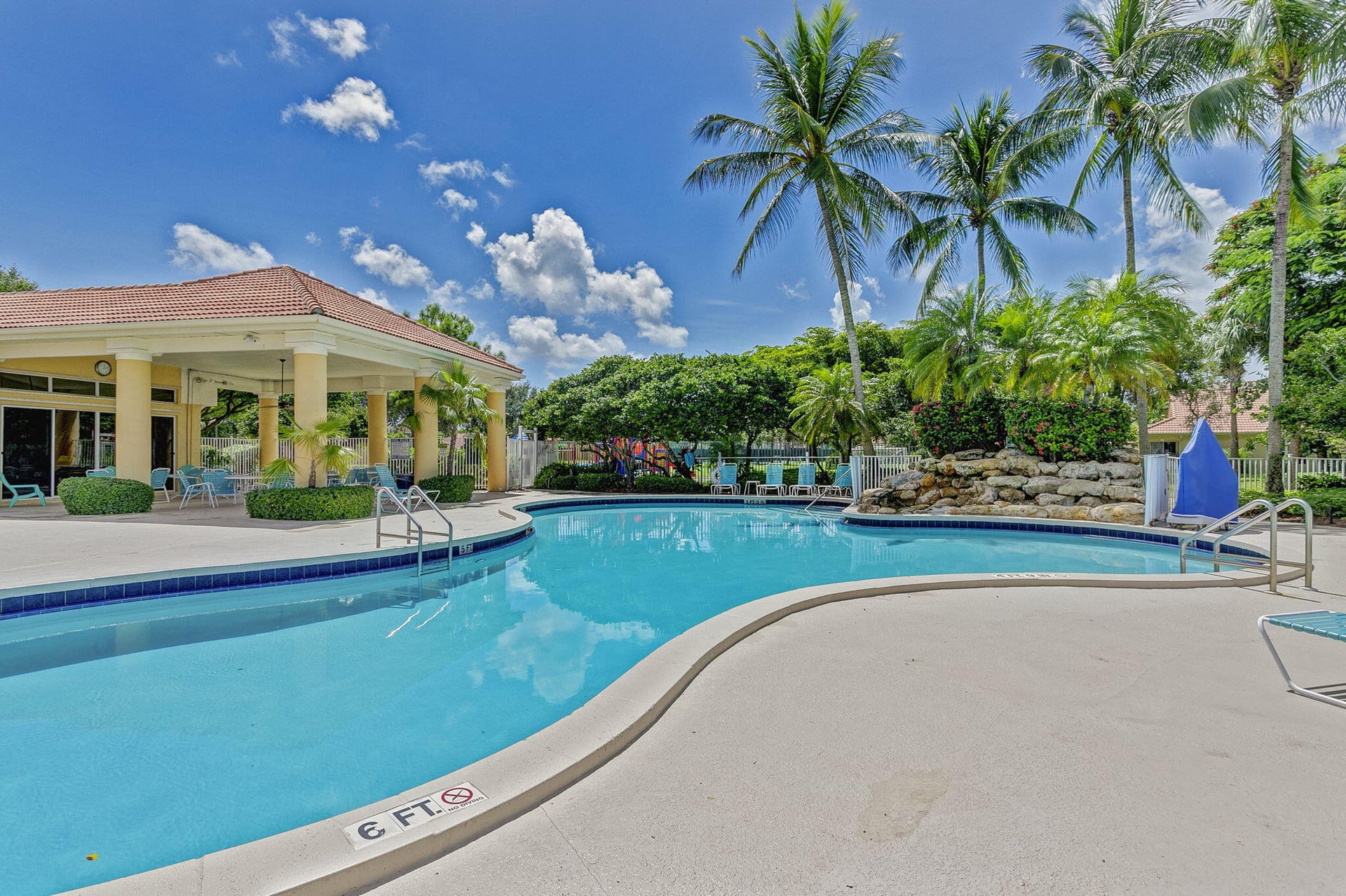 Residence photo 26