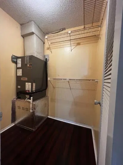 Unit 302 photo 9