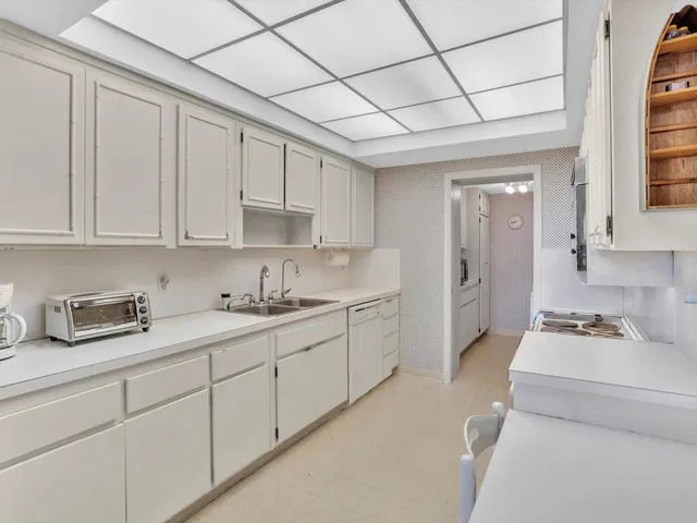 Downtown Delray Beach Unit 12f photo 23