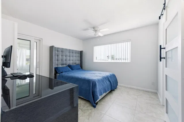  Unit C photo 10