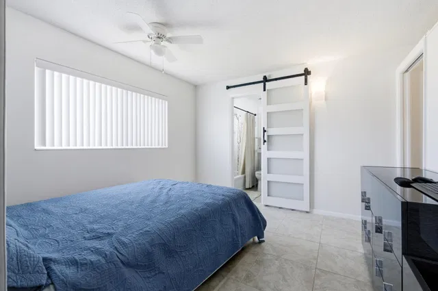  Unit C photo 11