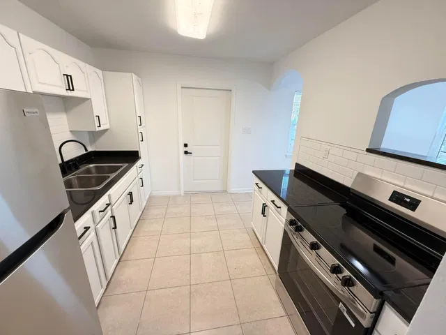  Residence photo 7
