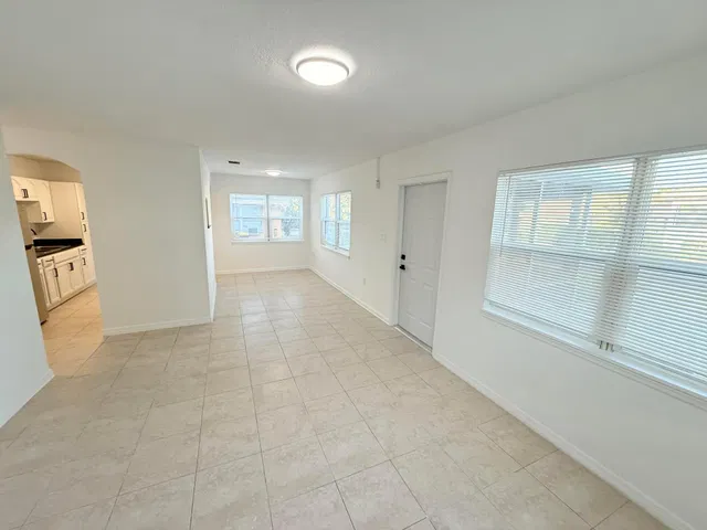  Residence photo 10