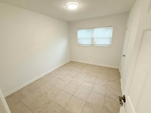  Residence photo 12