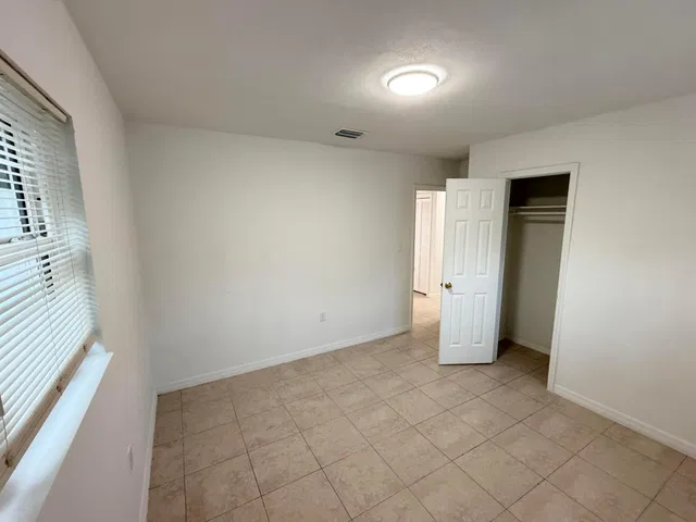  Residence photo 14