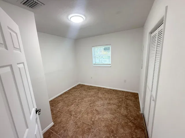  Residence photo 17