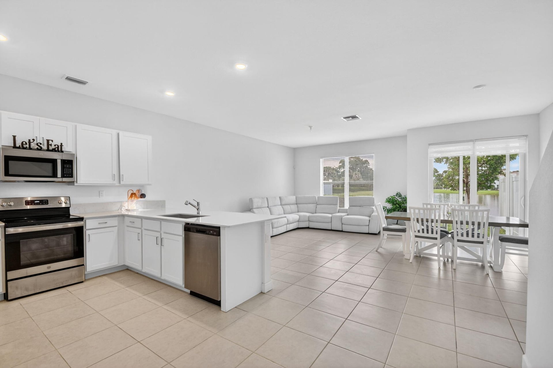 Residence photo 10