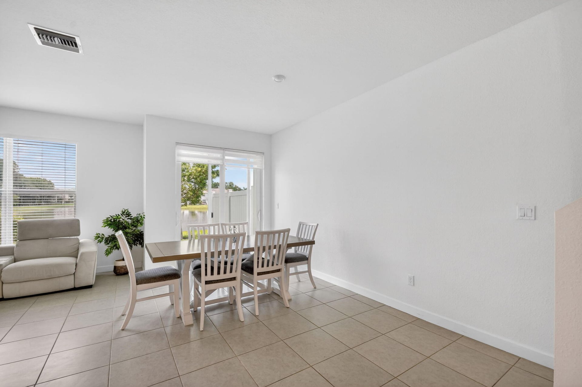 Residence photo 15