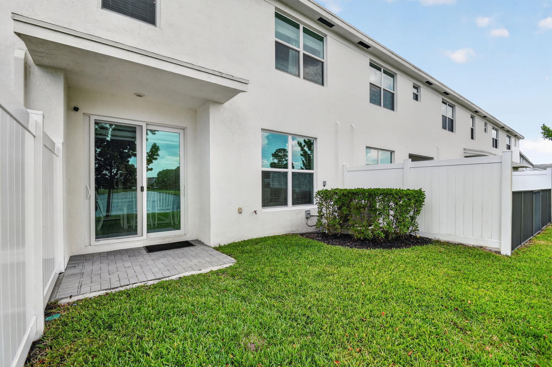Residence photo 47