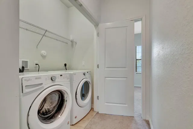 Residence photo 26