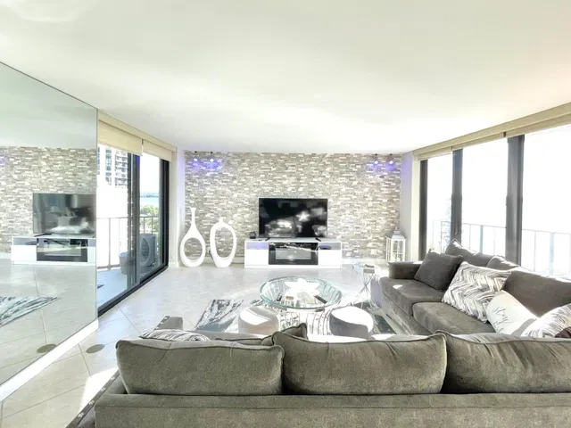 Harbour Point Singer Island Unit 906 photo 8