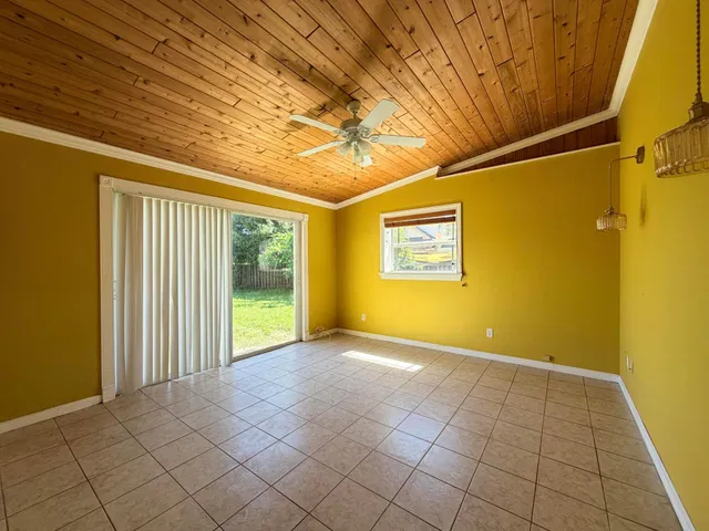 Residence photo 26