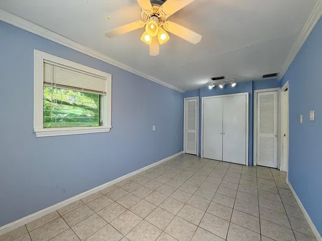 Residence photo 29