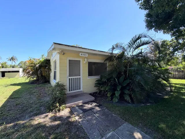 Residence photo 31