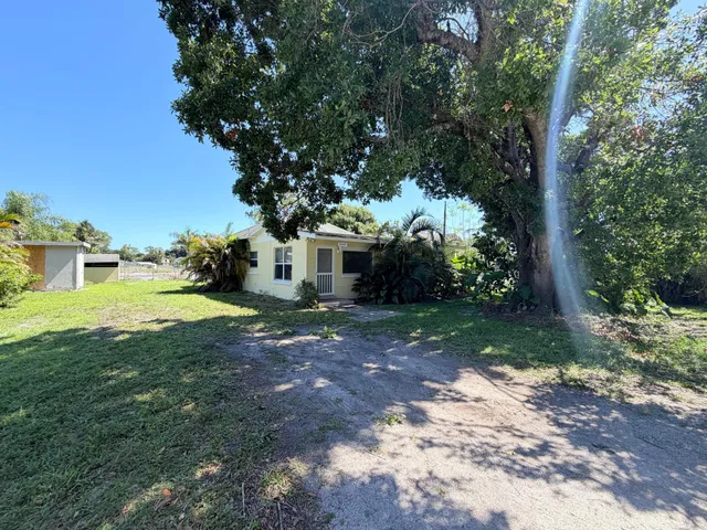 Residence photo 33
