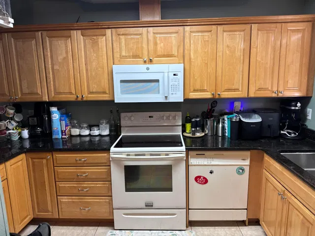 Residence photo 2