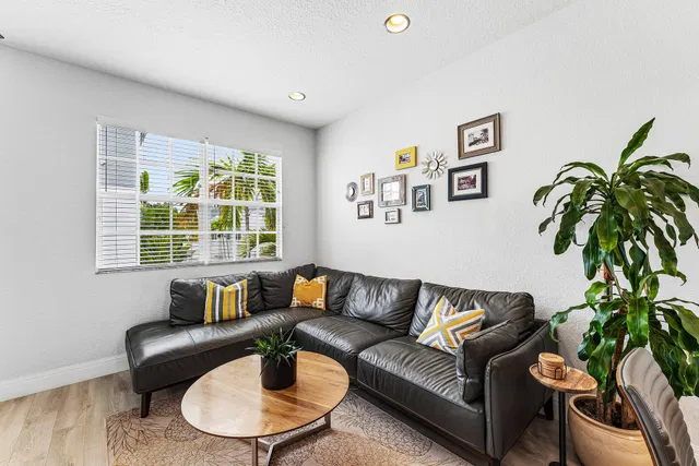 Downtown Delray Beach Unit 22 photo 14