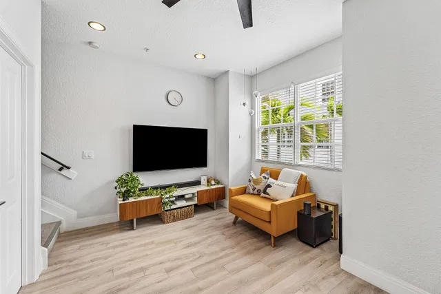 Downtown Delray Beach Unit 22 photo 15