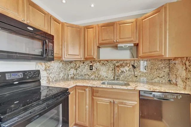 Residence photo 9