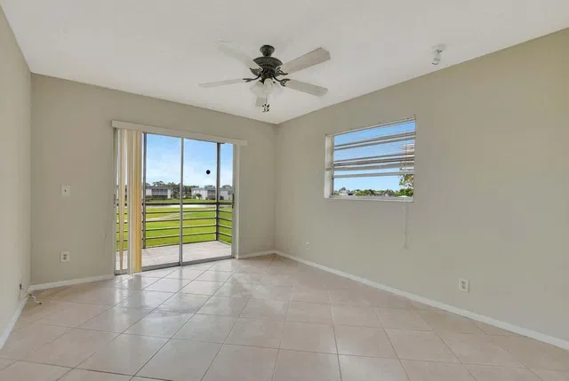 Residence photo 15