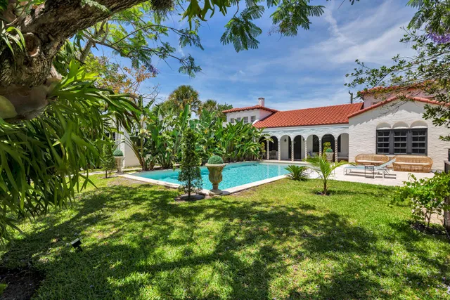 SoSo West Palm Beach Residence photo 6