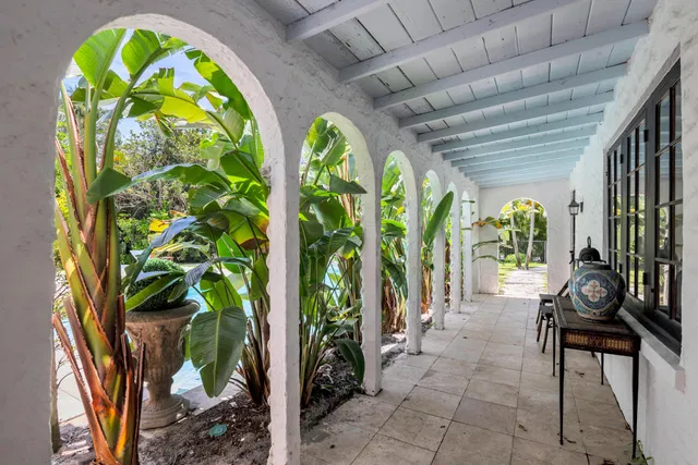 SoSo West Palm Beach Residence photo 8