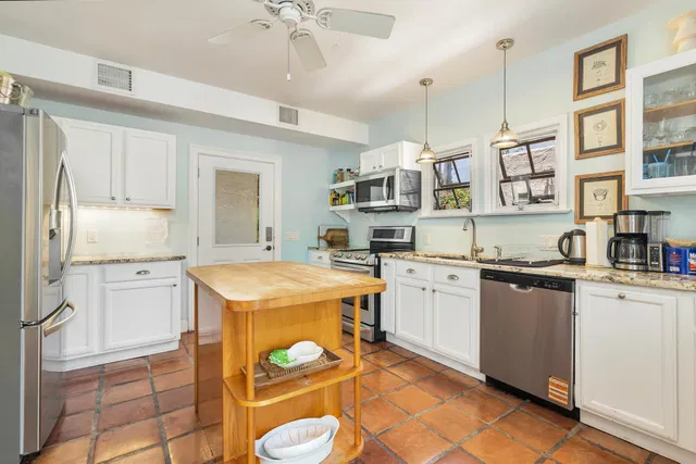 SoSo West Palm Beach Residence photo 13