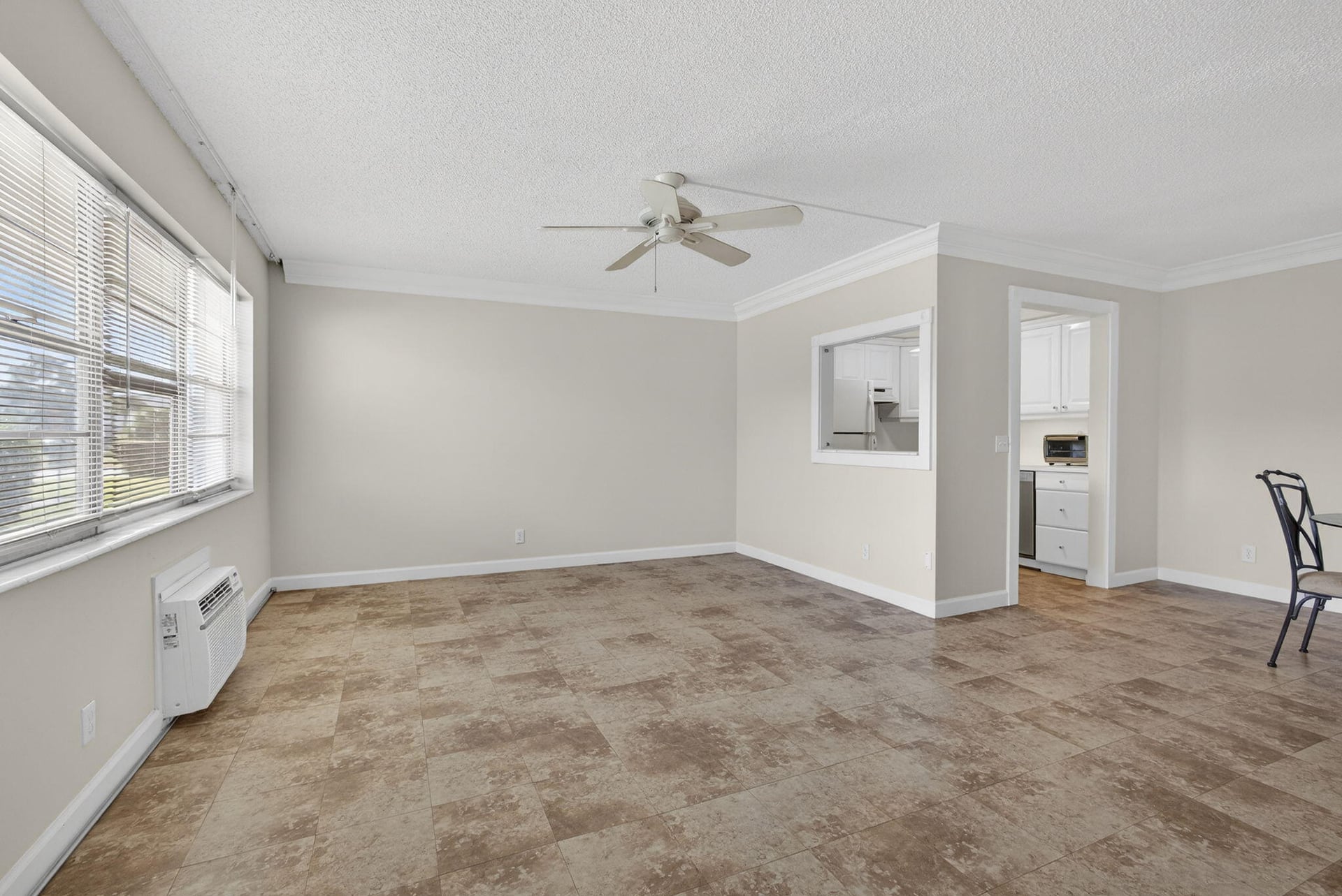 Residence photo 5