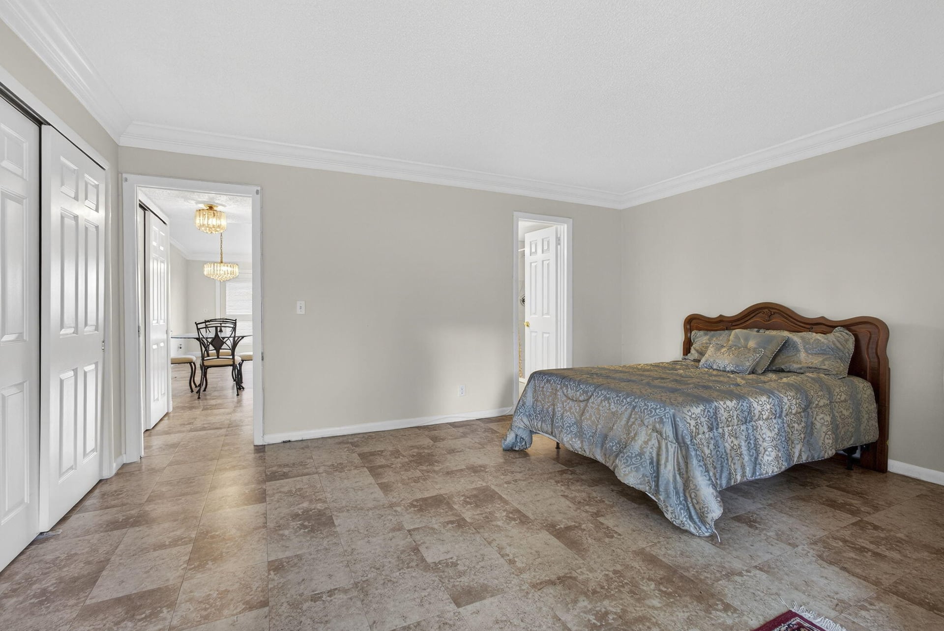 Residence photo 14