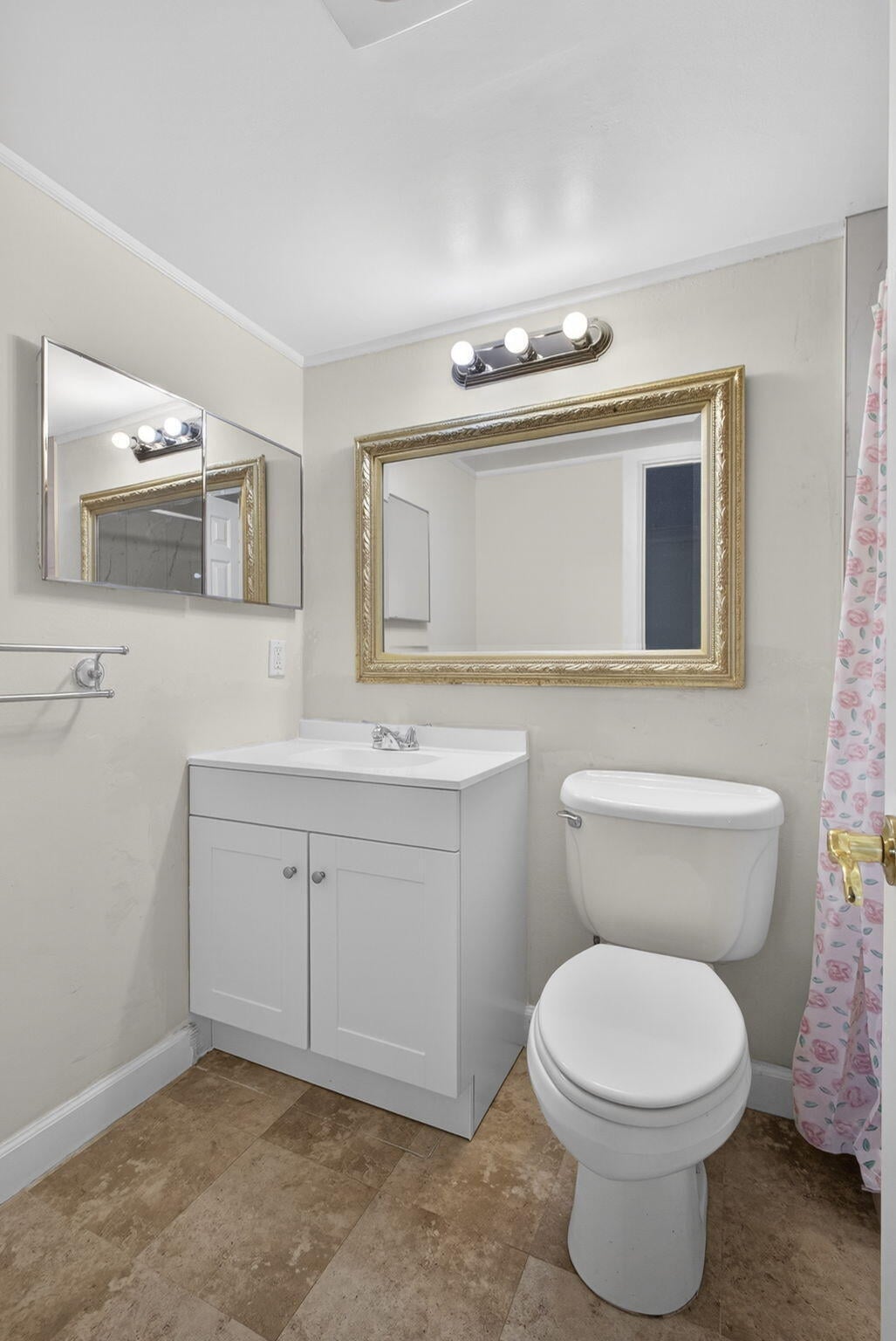 Residence photo 18