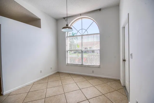 Residence photo 29