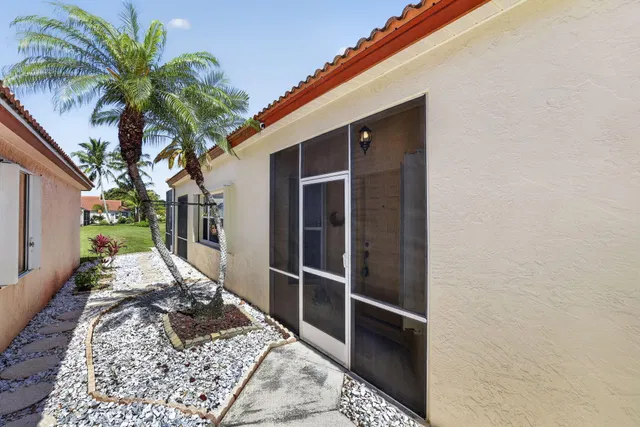 Residence photo 5