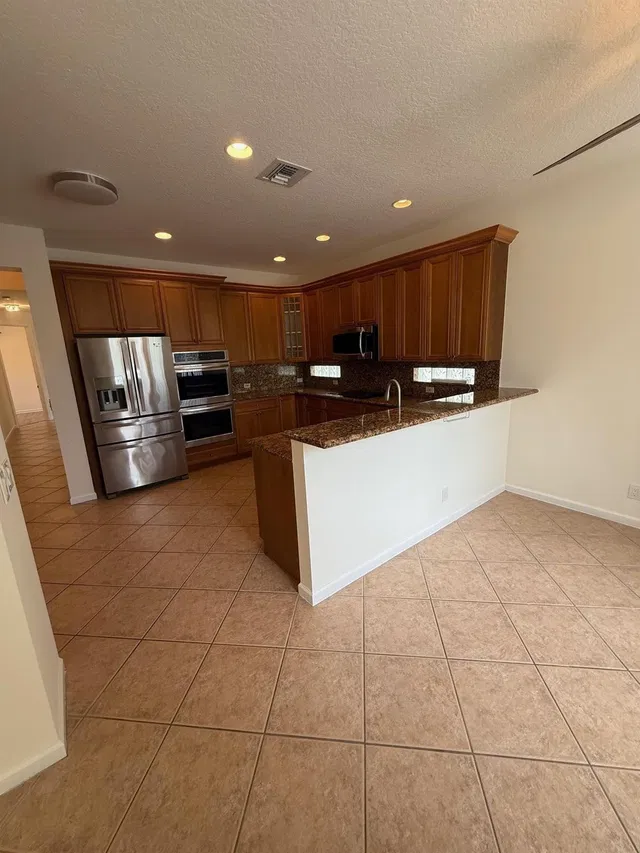 Residence photo 5