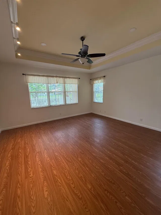 Residence photo 15