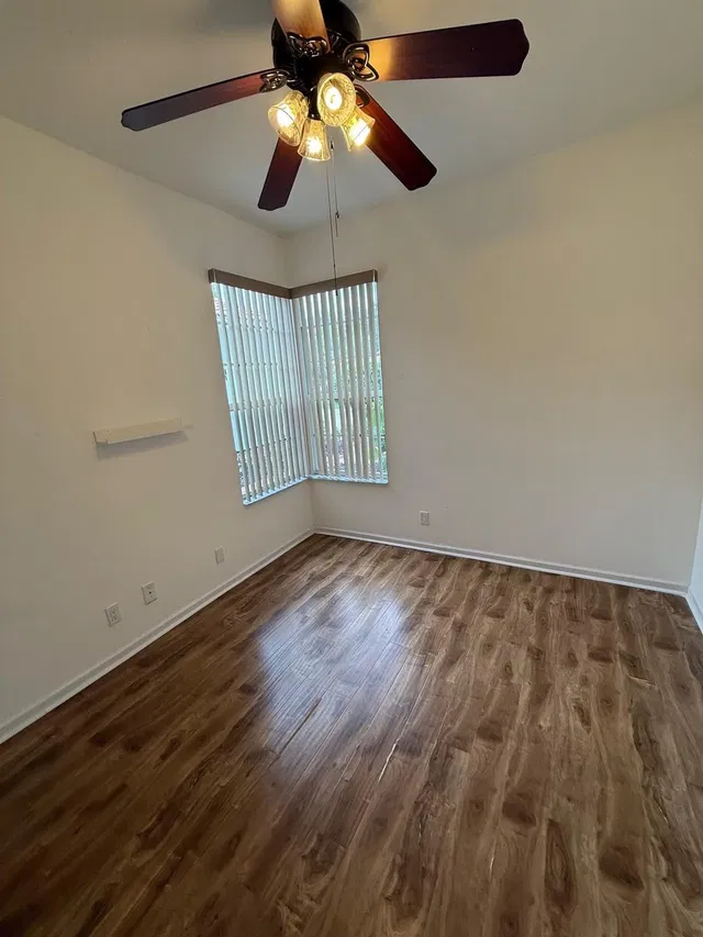 Residence photo 20