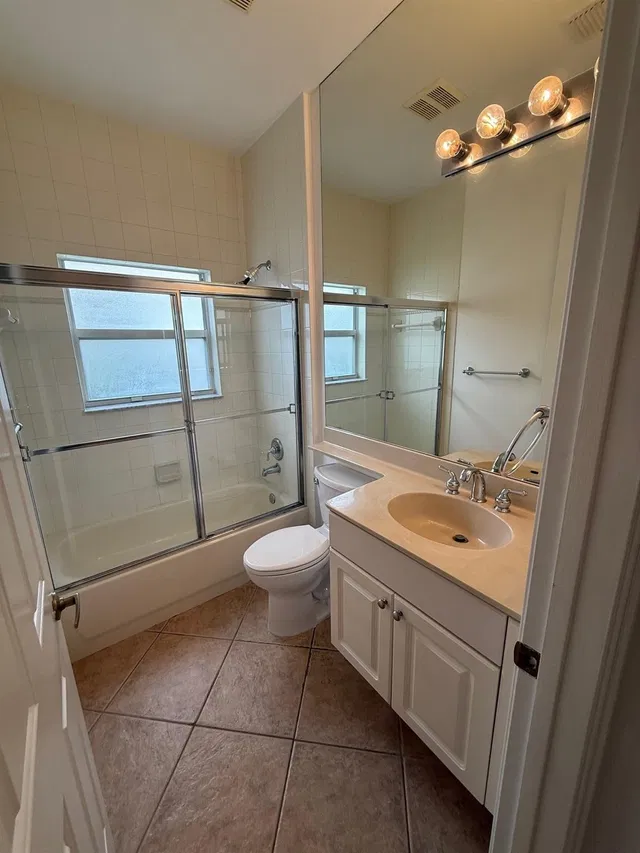 Residence photo 21