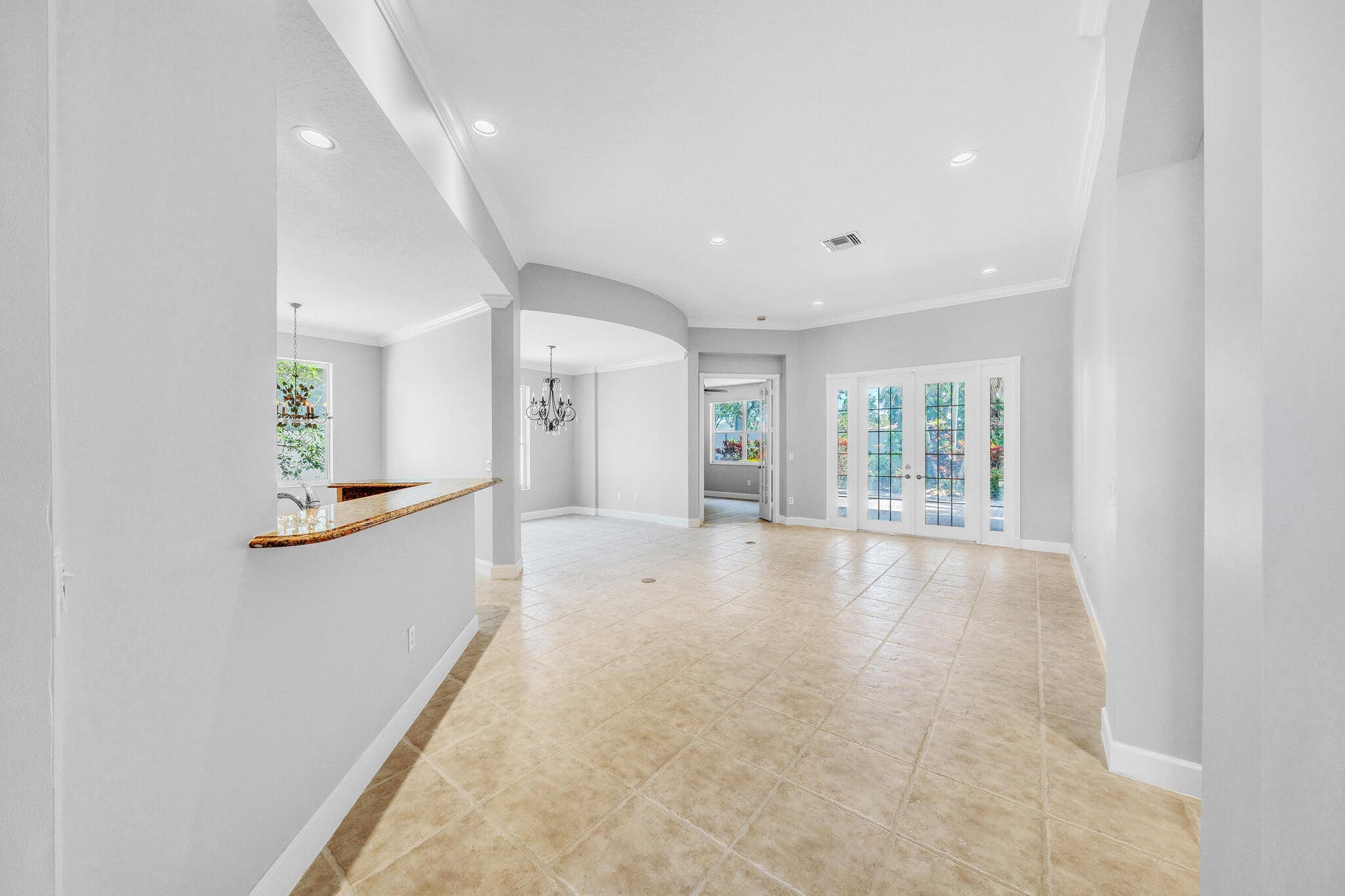 Residence photo 5