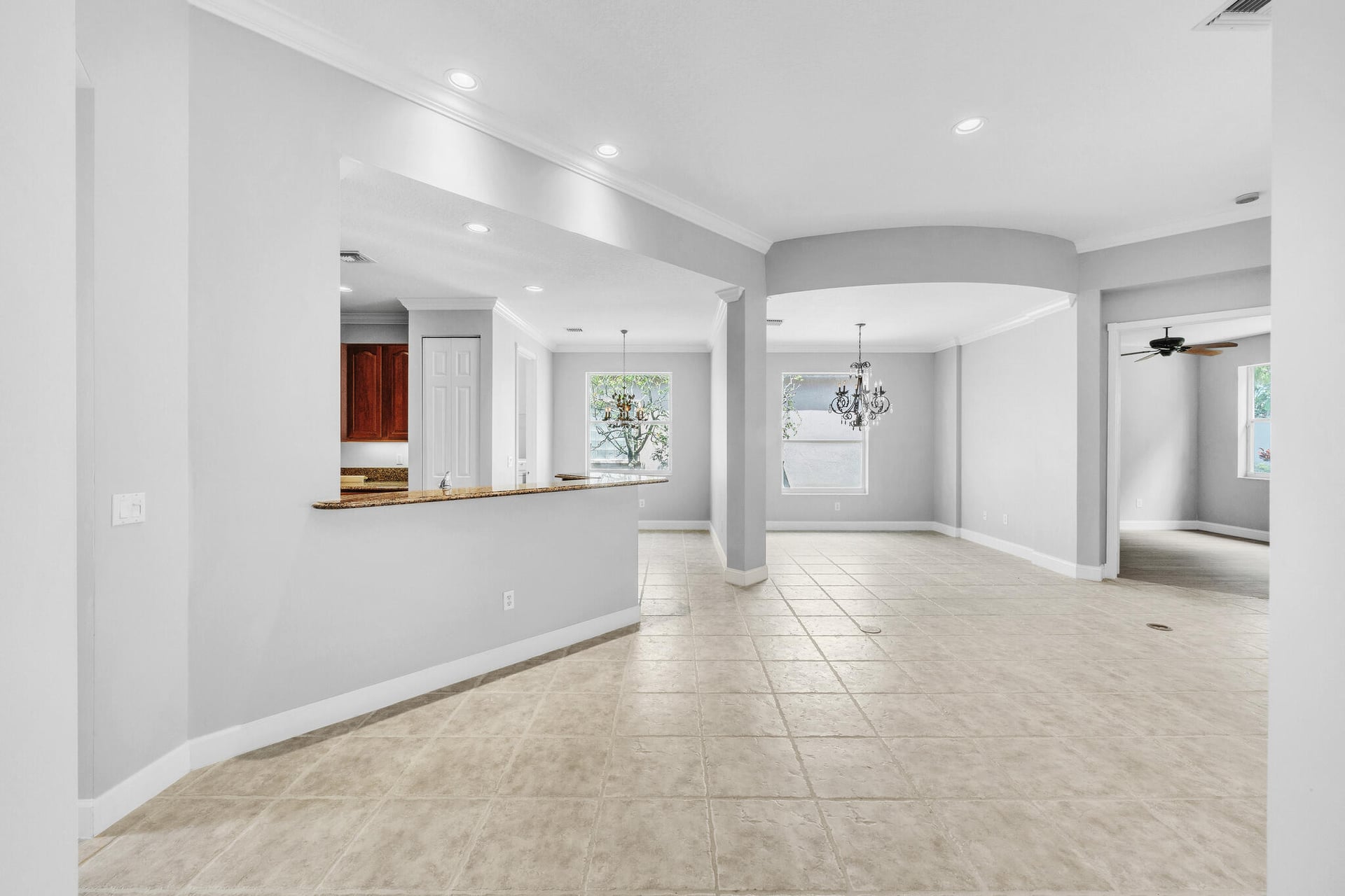 Residence photo 6