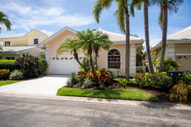 PGA National Palm Beach Gardens Residence photo 32