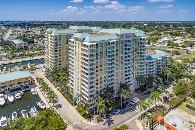 Boynton Beach Club Unit 202 photo 13