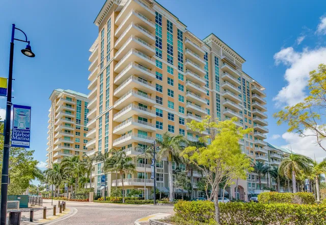 Boynton Beach Club Unit 202 photo 14