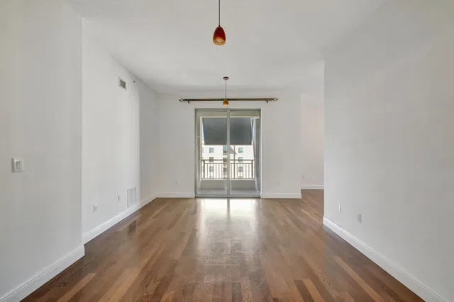 610 Clematis Unit 833 photo 20