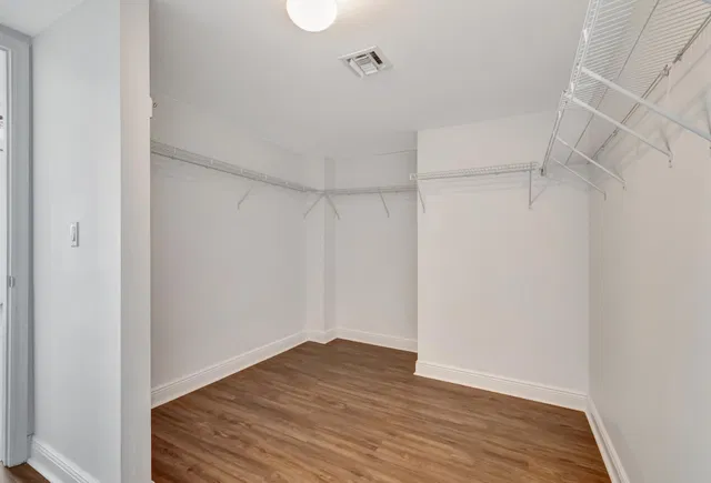 610 Clematis Unit 833 photo 43