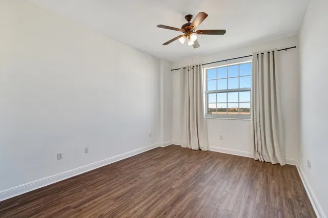 610 Clematis Unit 833 photo 45