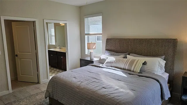 Residence photo 8
