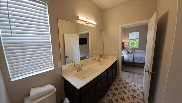 Residence photo 11