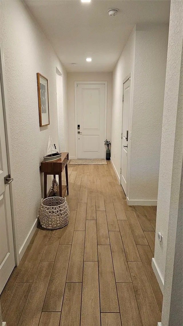 Residence photo 17