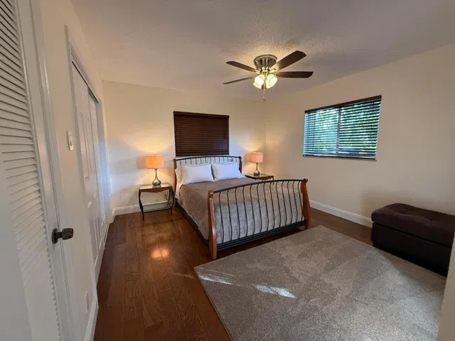 Residence photo 2